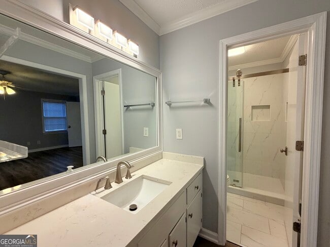 Building Photo - 315 Hardscrabble Rd