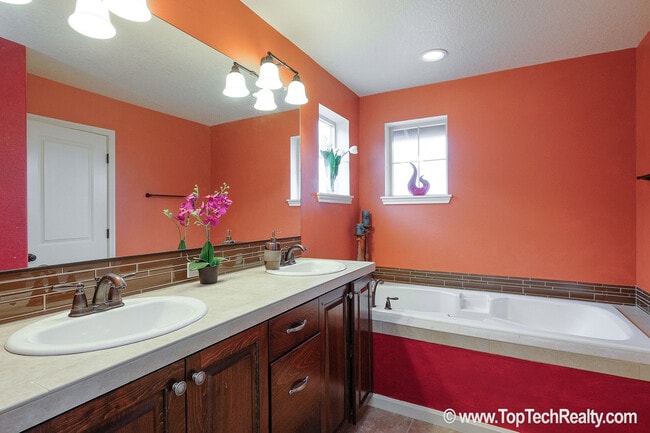 Building Photo - Lovely Duplex-Style Townhome | Bethany | Arbor Oaks Neighborhood | Amazing Schools | INTERNET INC...