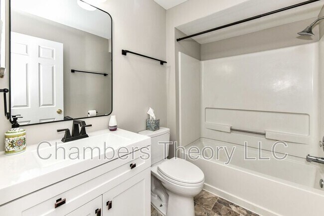 Building Photo - 8616 Shadwell Dr