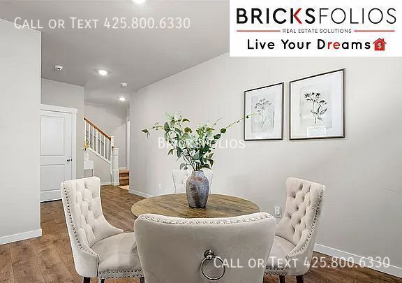 Building Photo - Captivating 5-Bedroom Home with Exceptiona...