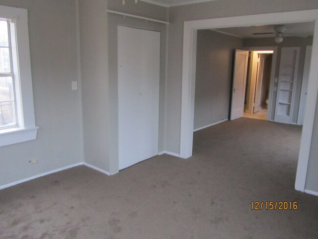 Building Photo - NICE Duplex for Rent close to Midtown and the Plaza District 2-bed & 1-bed available