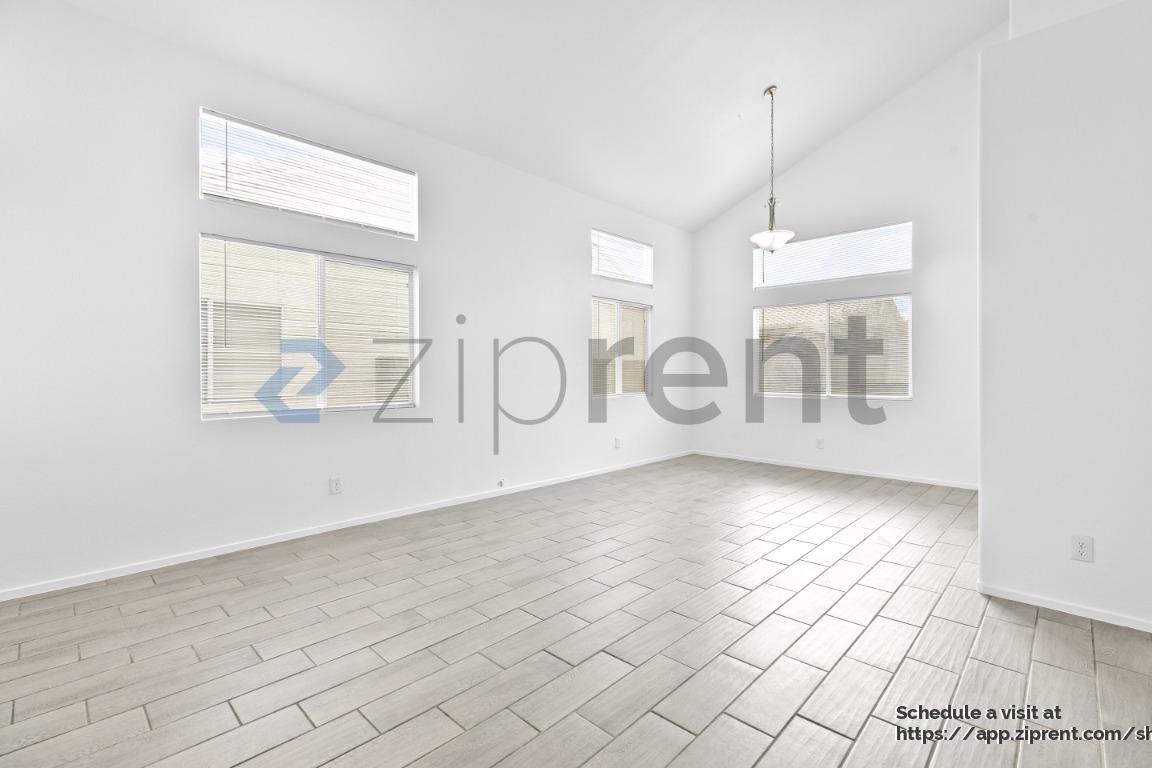 Building Photo - 2085 Lipari Ct