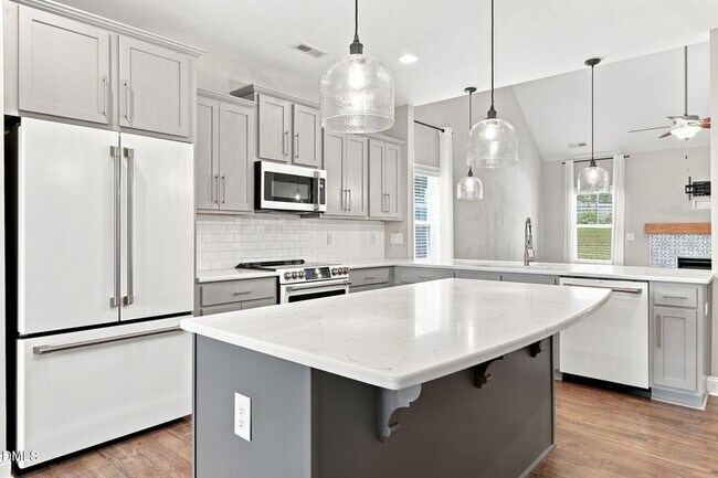 Building Photo - 59 Sunnybrook Ln