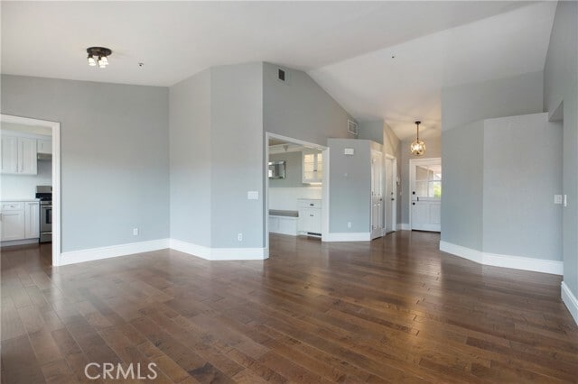 Building Photo - 1202 Ganado