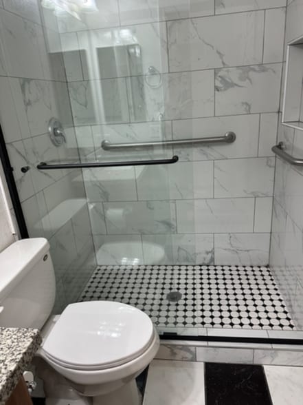 Building Photo - 5449 E Fairfield St