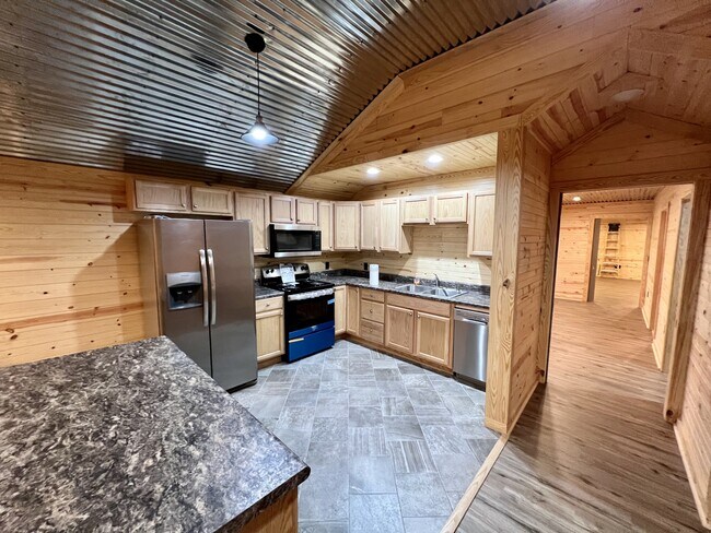 Building Photo - 5767 Snake Rd