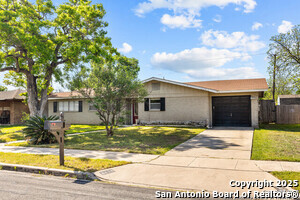 Building Photo - 4414 Tropical Dr