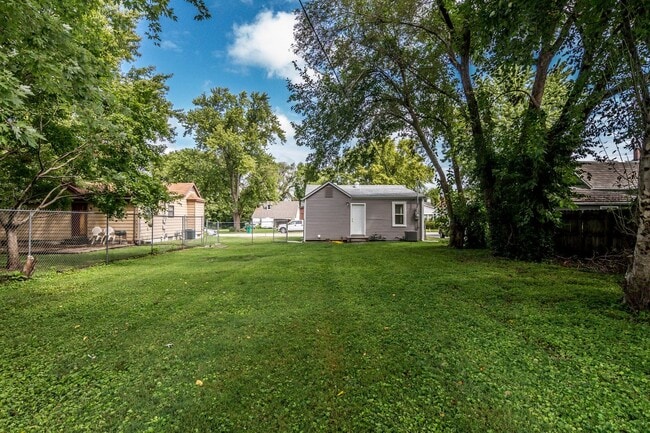 Building Photo - 1 Bedroom House in O'Fallon