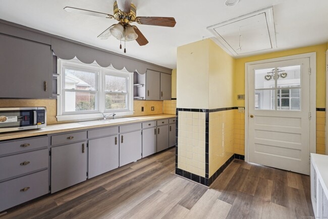 Building Photo - 59 High St