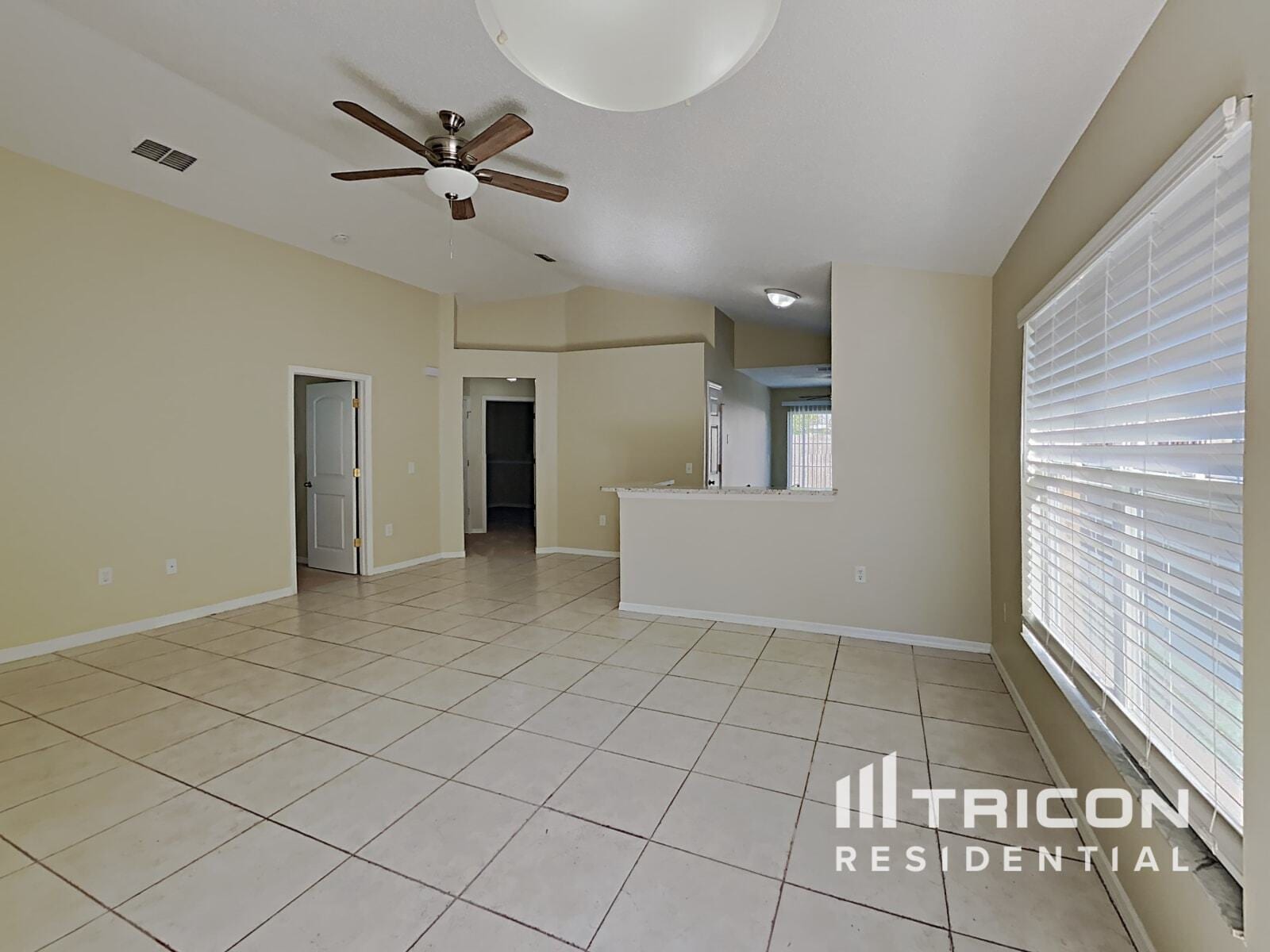 Building Photo - 2434 Sagemont Dr