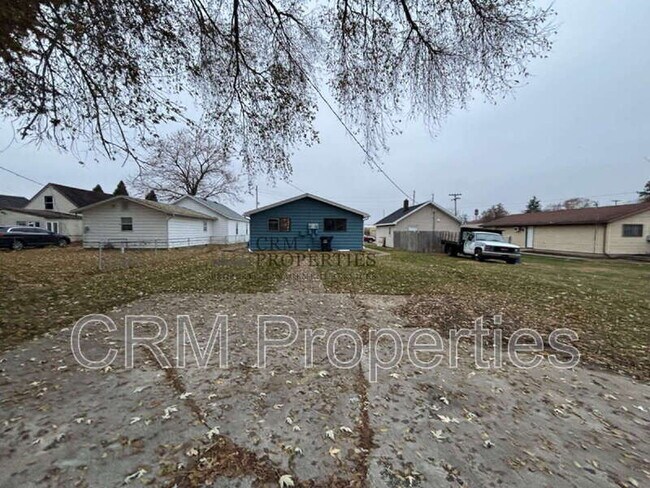 Building Photo - 1330 S Jay St