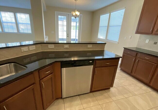 Building Photo - 133 Camden Cay Dr