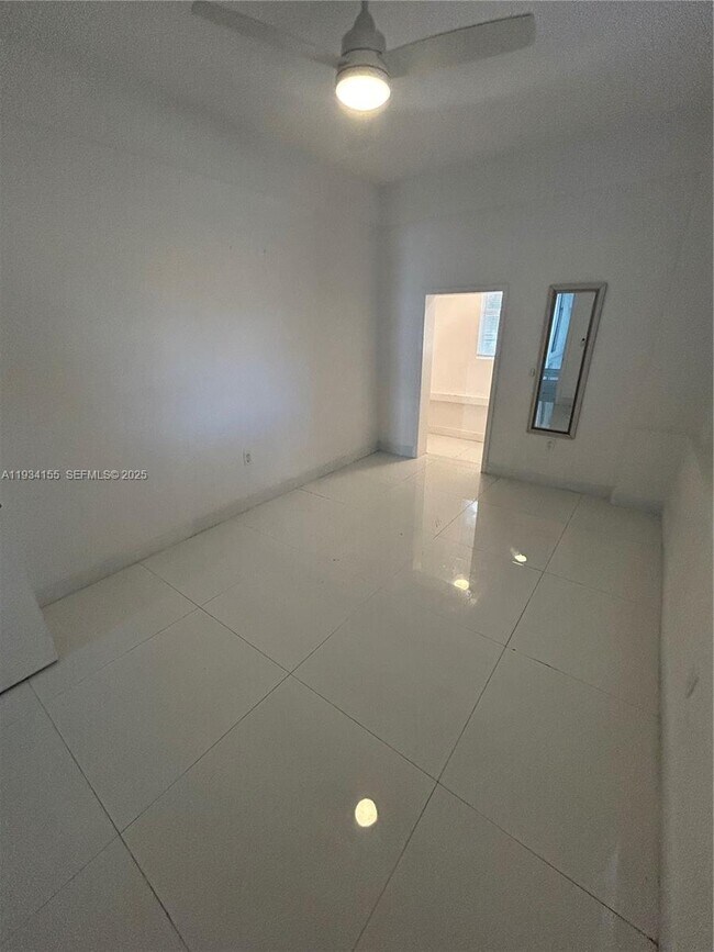 Building Photo - 551 NW 41st St