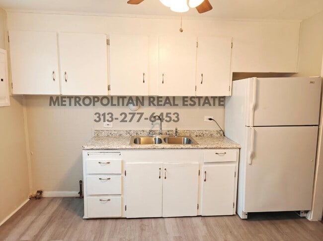 Building Photo - 31820 Bay Ct