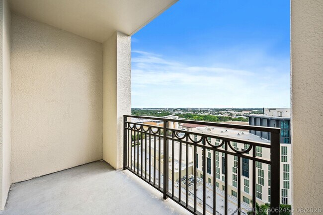 Building Photo - 550 Okeechobee Blvd