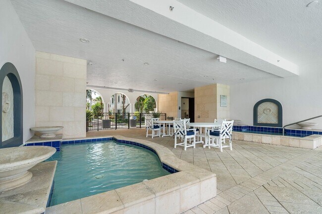 Building Photo - 3006 Waterside Cir