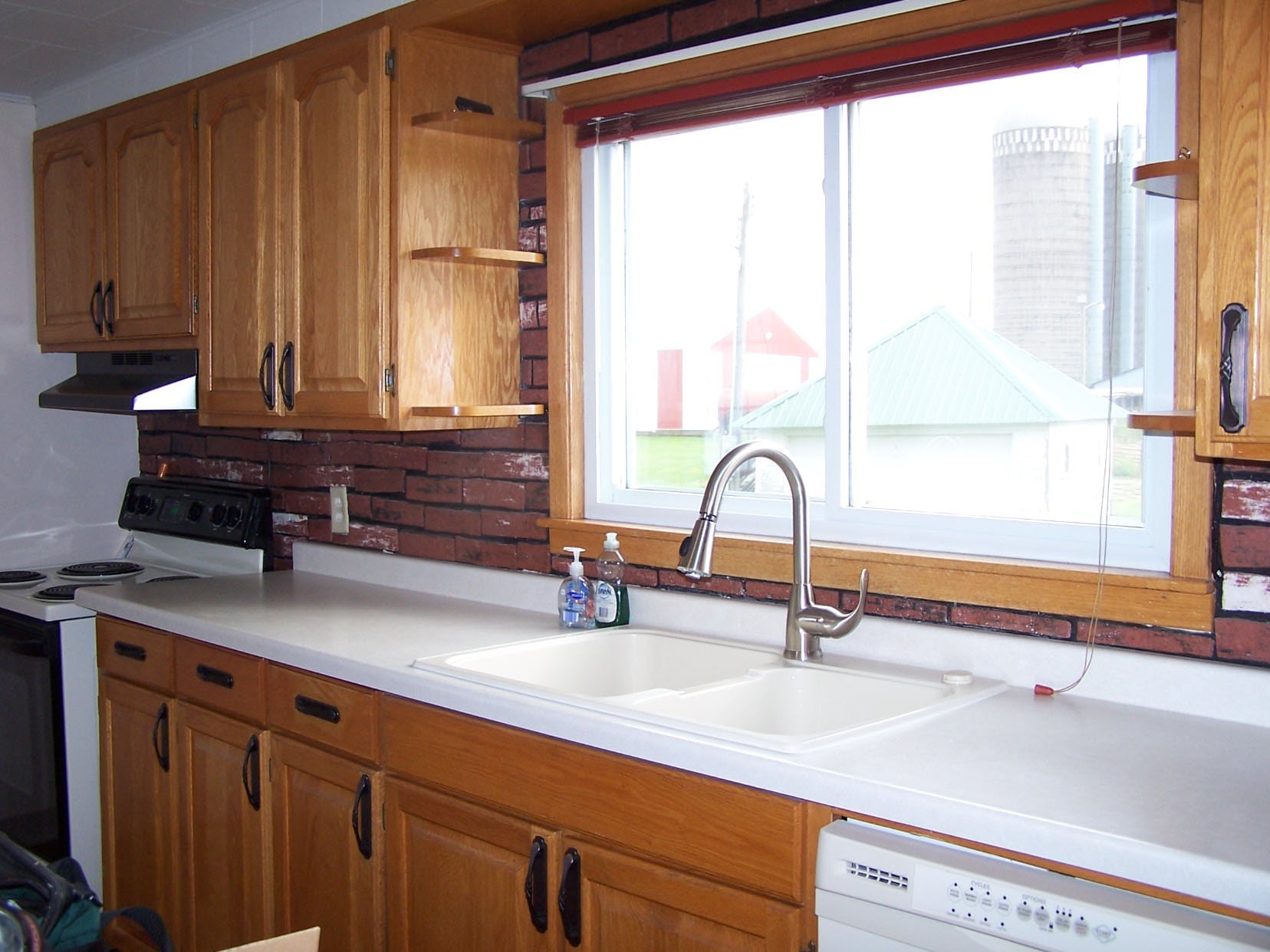 Kitchen with Stove - 38545 County Road 104