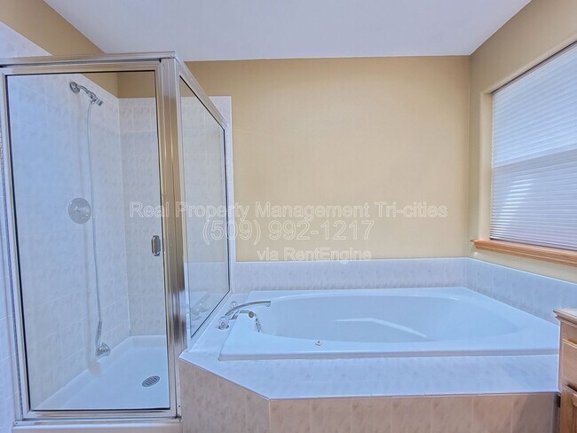 Building Photo - 2918 S Ledbetter Pl