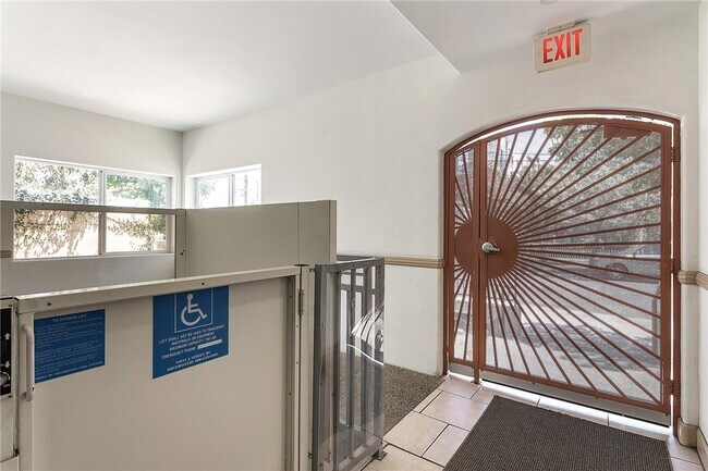 Building Photo - 5335 Cartwright Ave