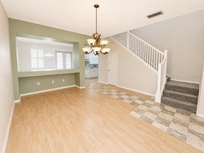 Building Photo - 2808 Paynes Prairie Cir