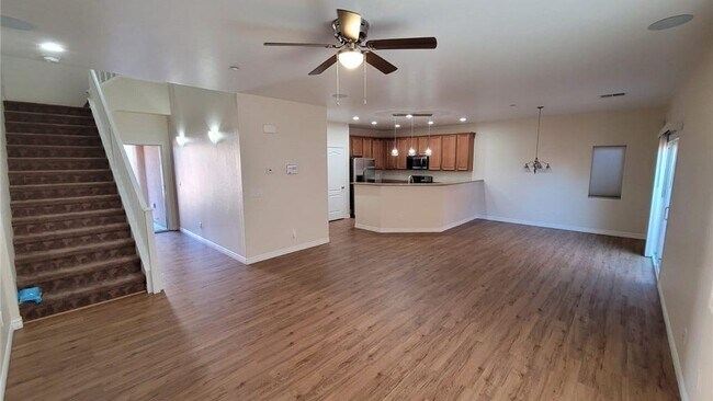 Building Photo - 6124 Castle Gardens Ave