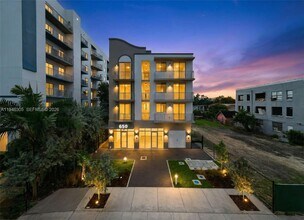 Building Photo - 650 SW 1st St