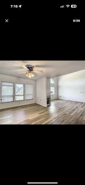 Building Photo - 2216 Stonington Ave