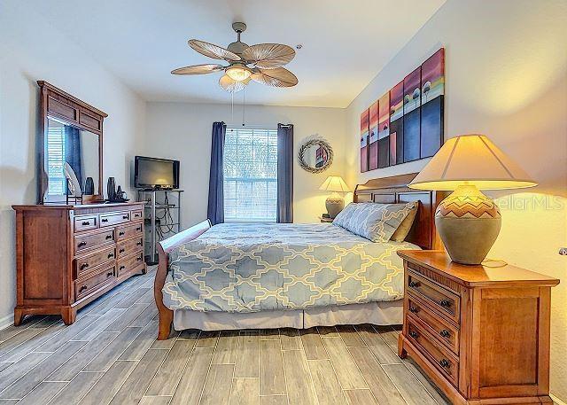 Building Photo - 4862 Cayview Ave