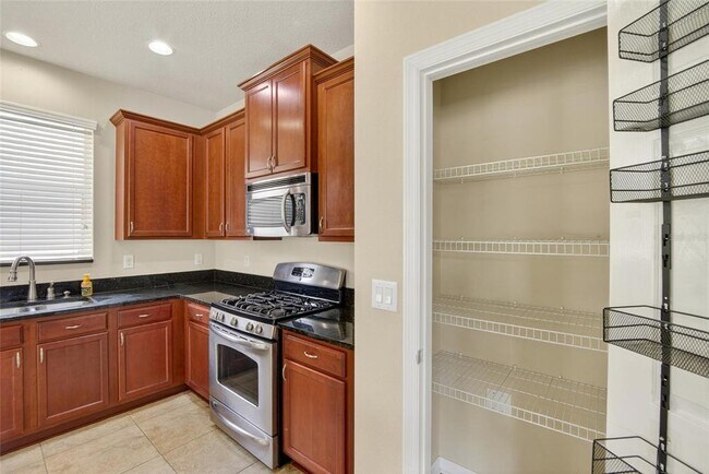 Building Photo - 15810 Starling Water Dr