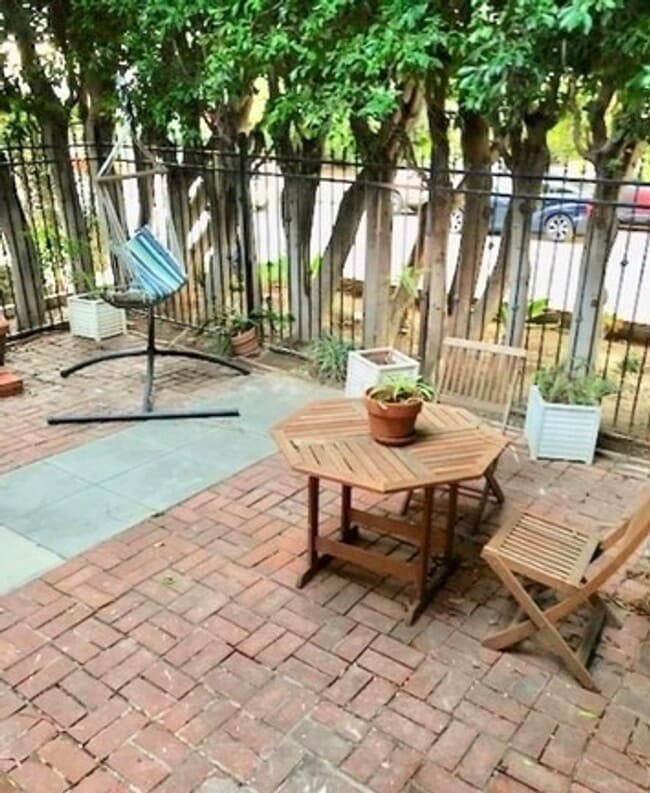 Building Photo - West Hollywood Oasis! *FREE RENT*