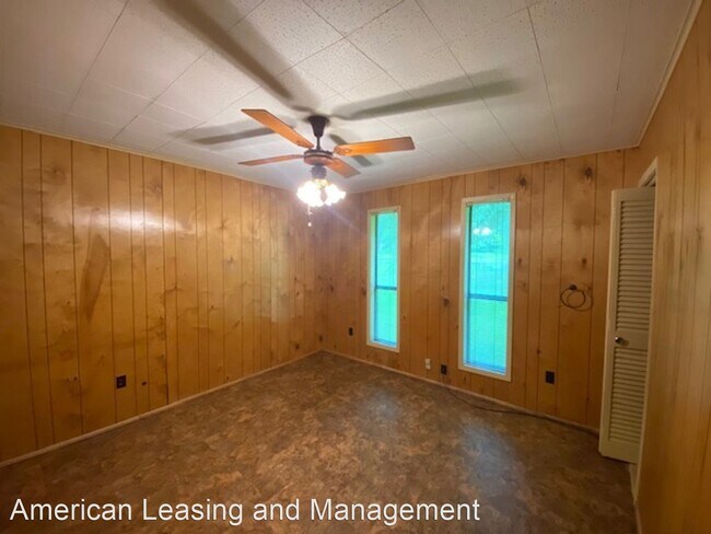 Building Photo - 3 br, 2 bath House - 358 Preston St