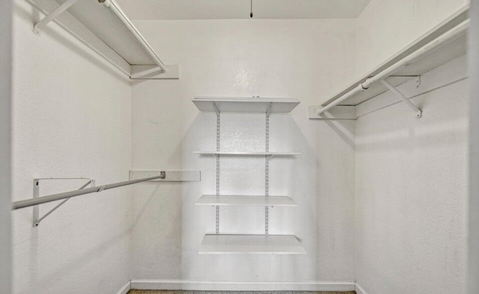 Building Photo - 5877 N Granite Reef Rd