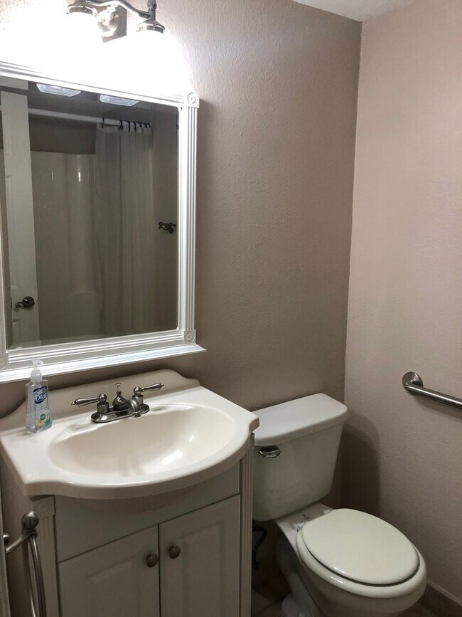 Building Photo - 12036 Caminito Campana