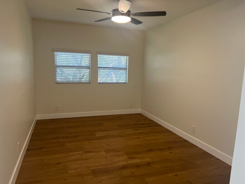 Bed 3 - 17531 Tribune St