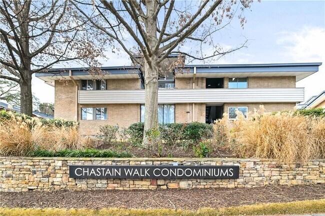 Building Photo - 4300 Roswell Rd NE