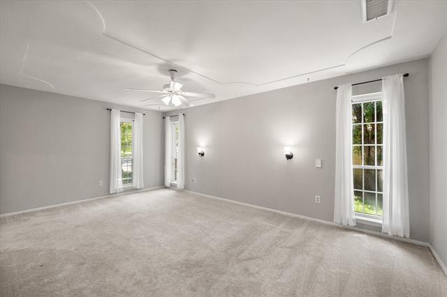 Building Photo - 2019 N Meadow Way Cir