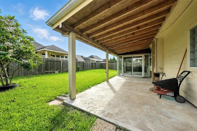 Building Photo - 9219 Gilbert Hollow Dr