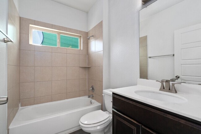Building Photo - 5804 Loblolly Ln