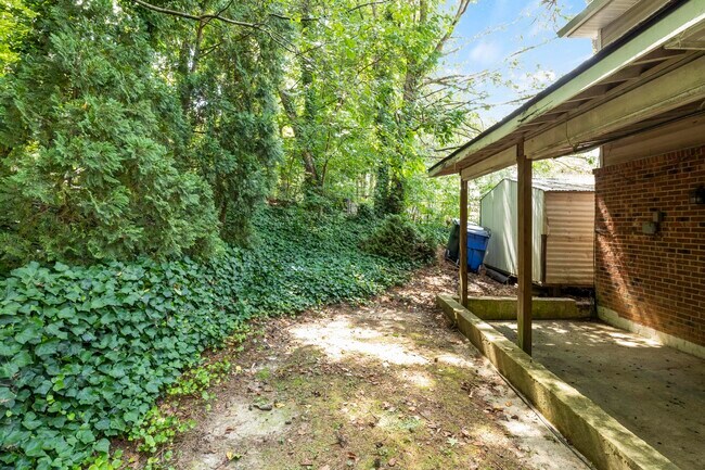 Building Photo - 7023 Mine Creek lane