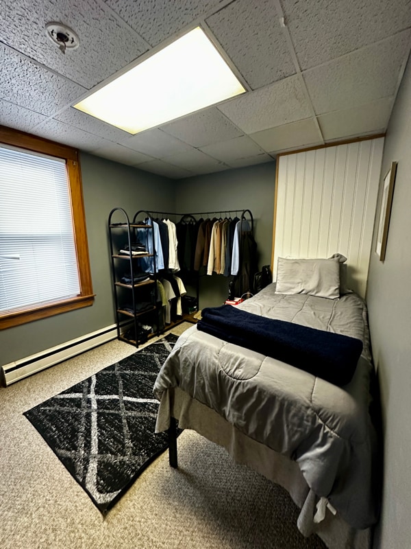 Building Photo - 2 Canfield St