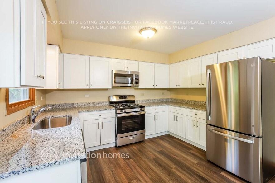 Building Photo - 1714 Great Falls Dr