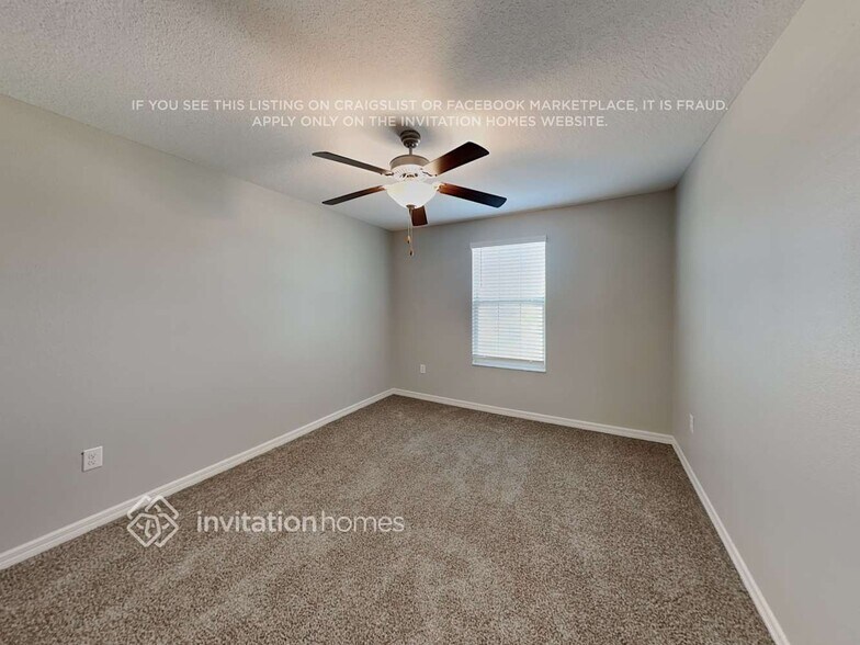 Building Photo - 1576 Blue Rose Dr