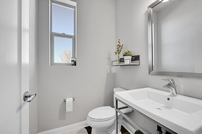 Building Photo - 7080 W Alaska Dr