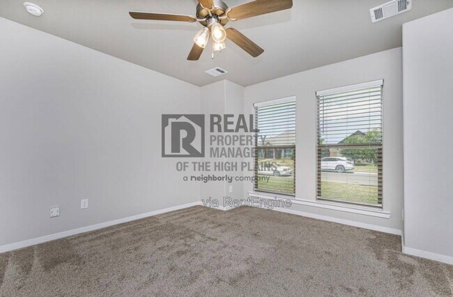 Building Photo - 9405 Sydney Dr