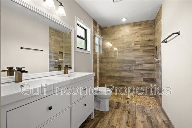 Building Photo - 8307 12th Ave Dr NW