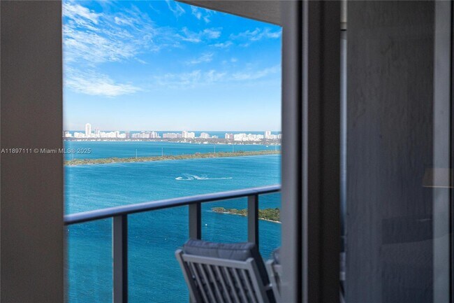 Building Photo - 488 NE 18th St