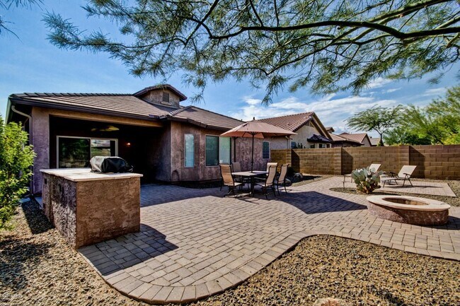 Building Photo - Gorgeous 4 Bed single level home at  Fireside - Norterra