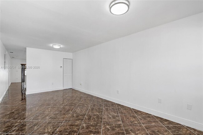 Building Photo - 11432 NW 87th Pl