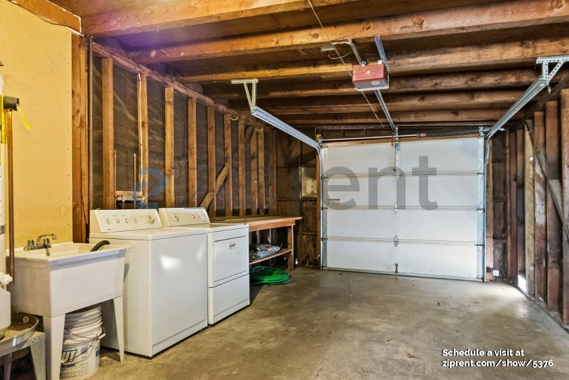 Building Photo - 789 Manzanita Ave