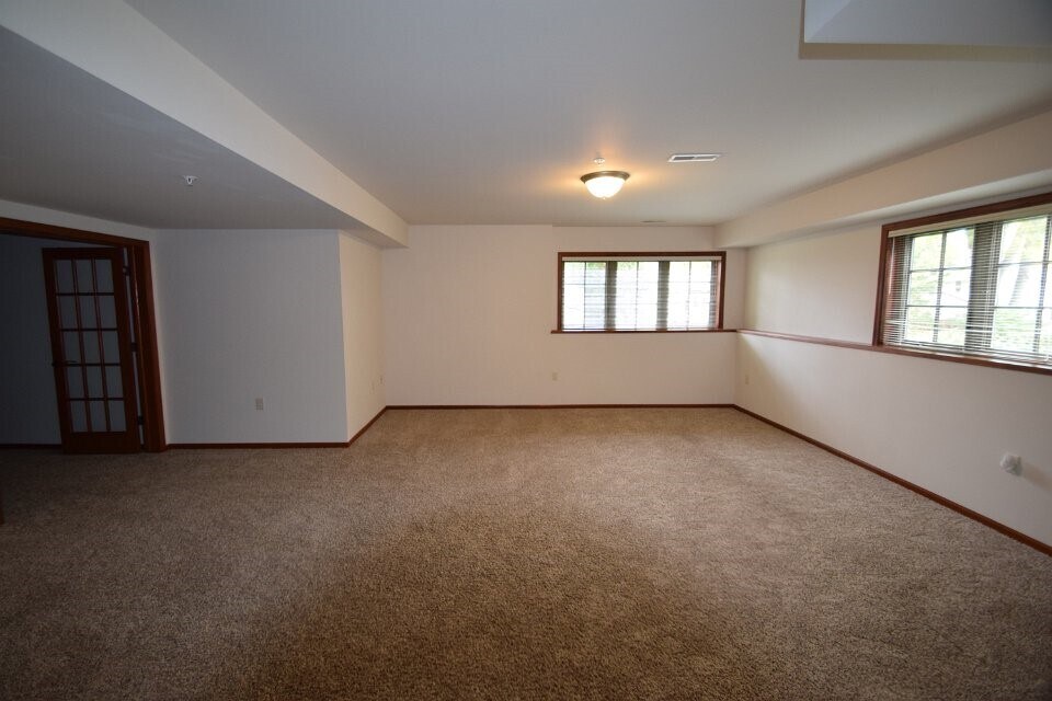 Building Photo - 2224 Regent St